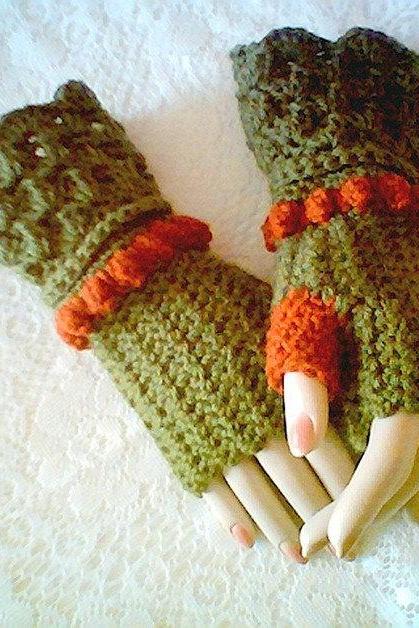 Autumn Fingerless Glove Pattern Winter Fashion Accessories by CarussDesignZ 0015 